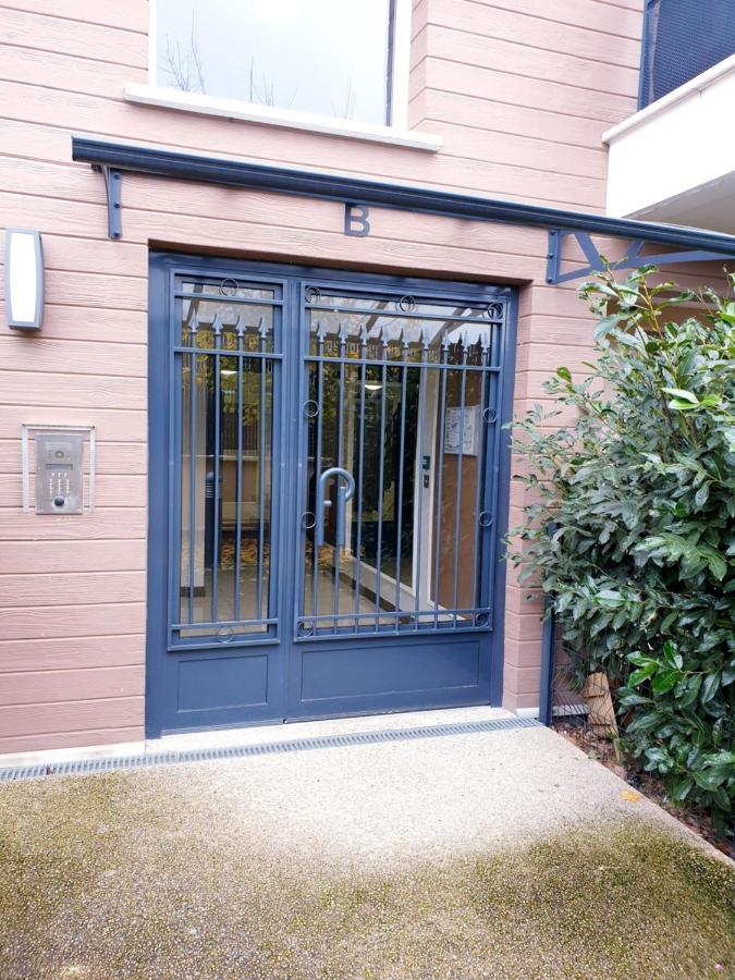 Appartement Studio O Fil De L'O A 12 Kilometres De Disneyland Paris Crecy-la-Chapelle Luaran gambar