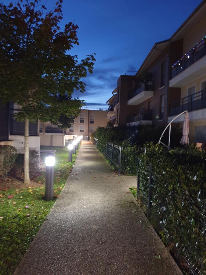Appartement Studio O Fil De L'O A 12 Kilometres De Disneyland Paris Crecy-la-Chapelle Luaran gambar